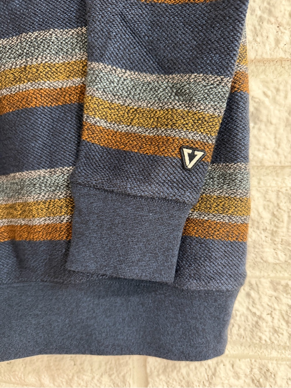 VISSLA Quiver Pocket Blue Striped Crewneck Sweatshirt with Stripes - Picture 4 of 5